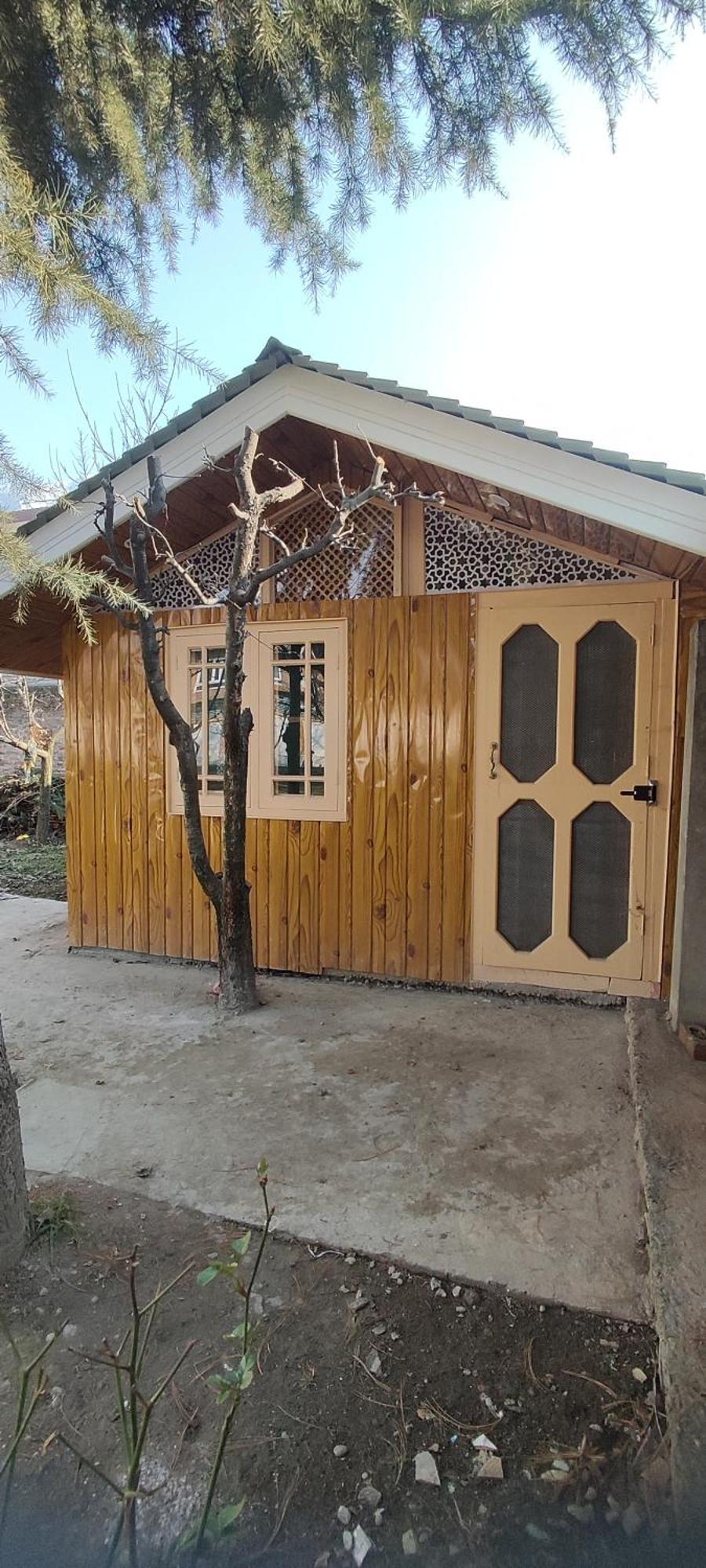 The Clover Inn Srinagar  Ngoại thất bức ảnh