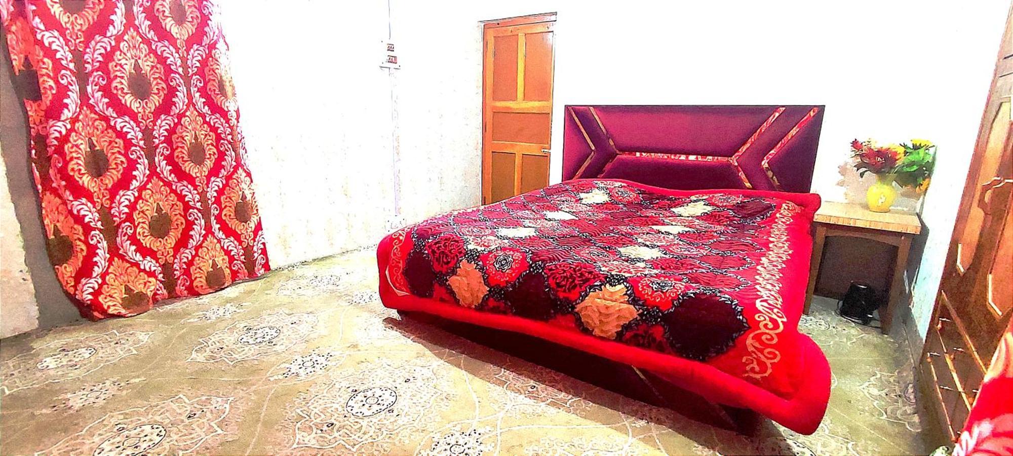 The Clover Inn Srinagar  Phòng bức ảnh